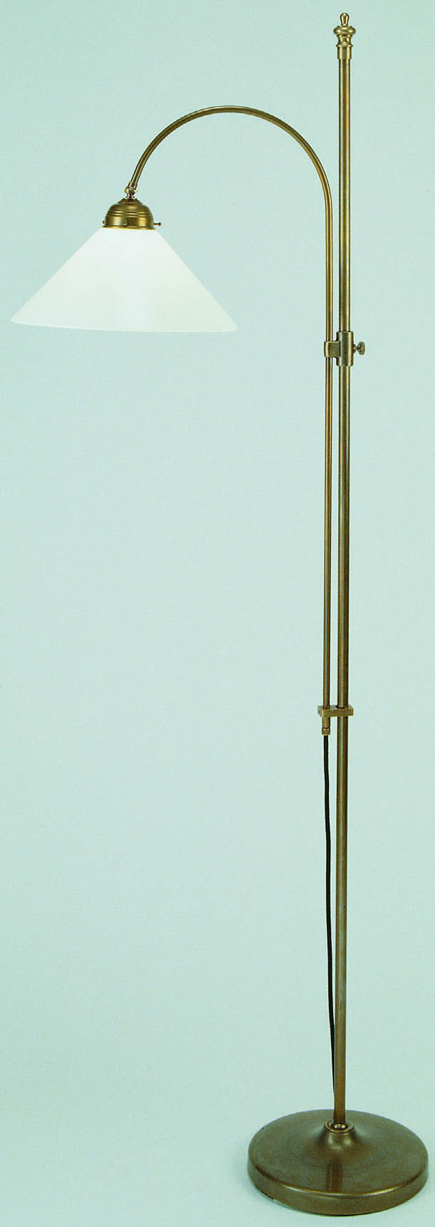 Торшер напольный арт. ST02-70op B